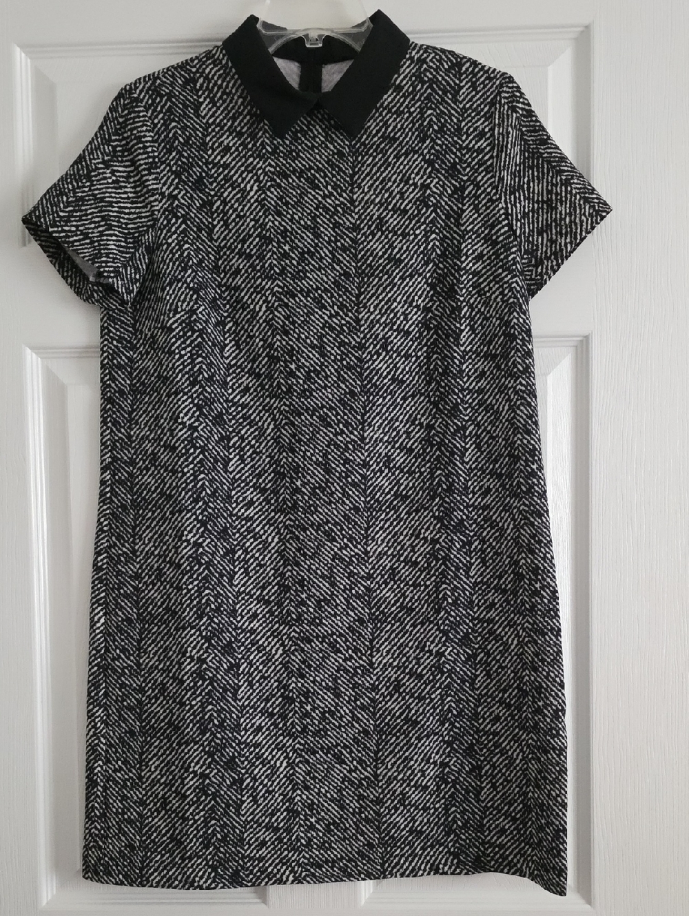Reserved Black and White Patterned Collared Midi Dress